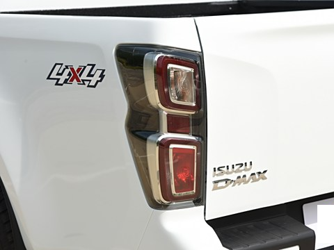 Isuzu D-MAX